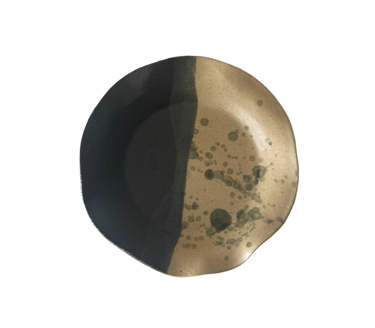 Handmade Ceramic Wavy Plate in Natural/Black Splatter Color Block, 8.5" - Bordeaux Ceramics