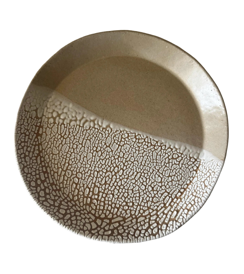 Nayarit Plate | Handmade Ceramic Decorative Platter in Natural Crawl | 10"