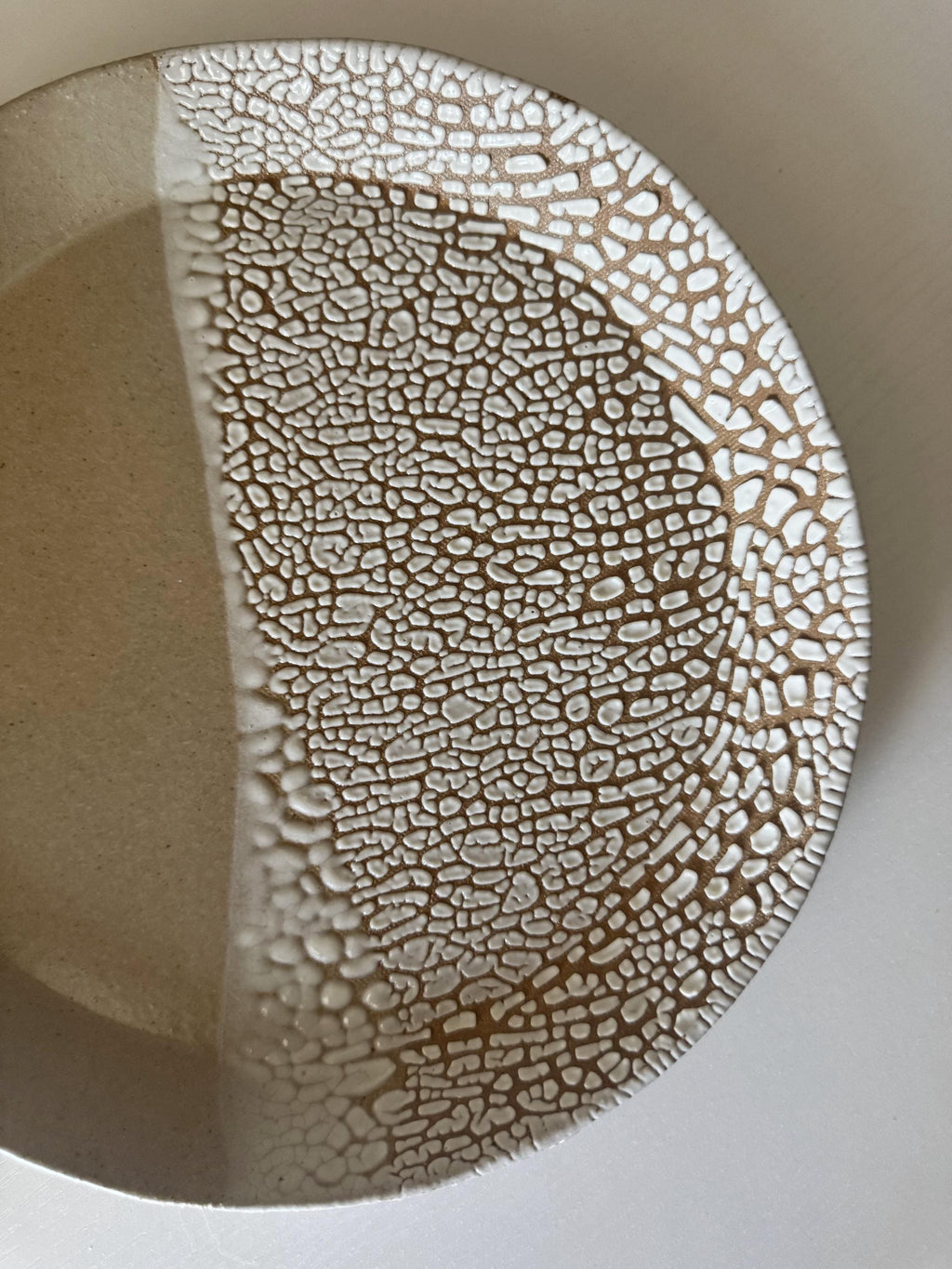 Nayarit Plate | Handmade Ceramic Decorative Platter in Natural Crawl | 10"