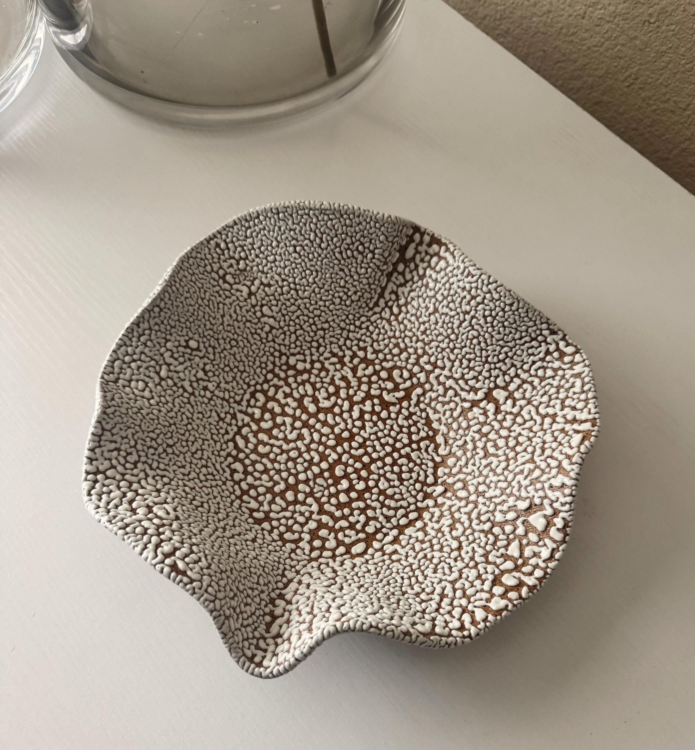 Halo Bowl | Handmade Ceramic Decorative Wavy Bowl in White Crawl | 9"