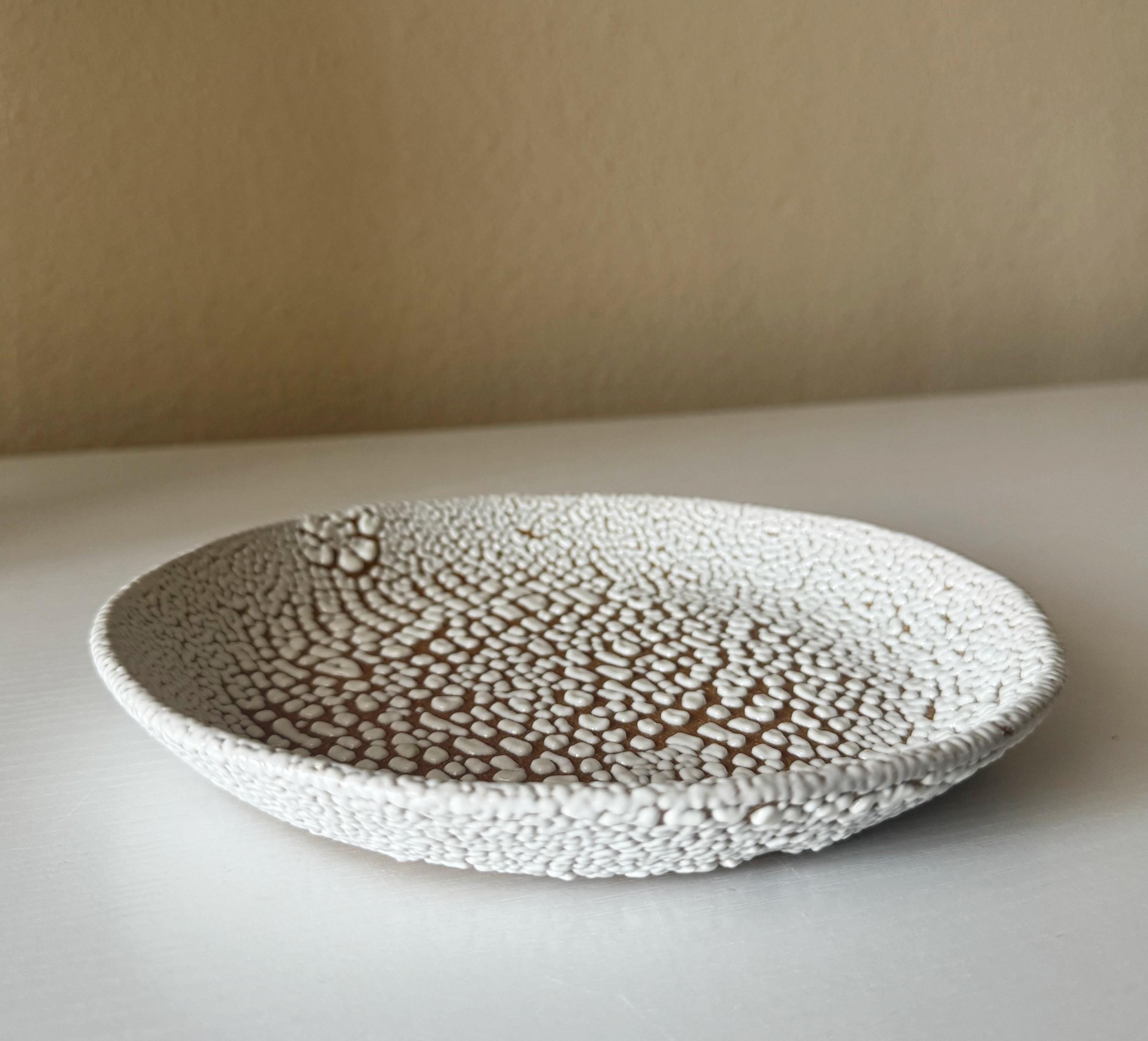 Halo Plate | Handmade Ceramic Decorative Plate in White Crawl | 7.75"